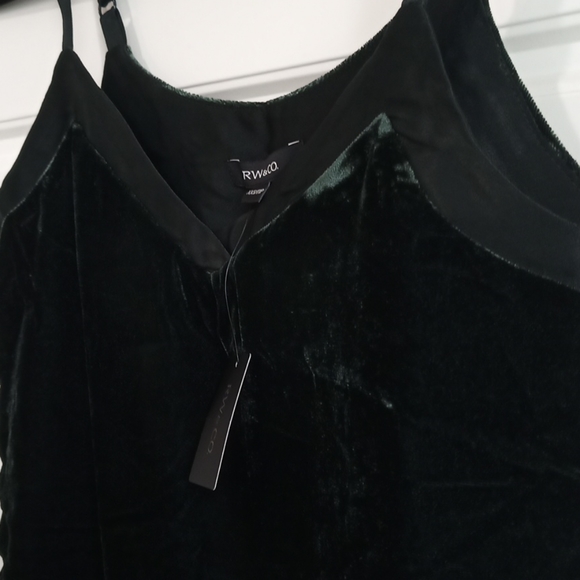 Women's Camisole - Picture 3 of 3